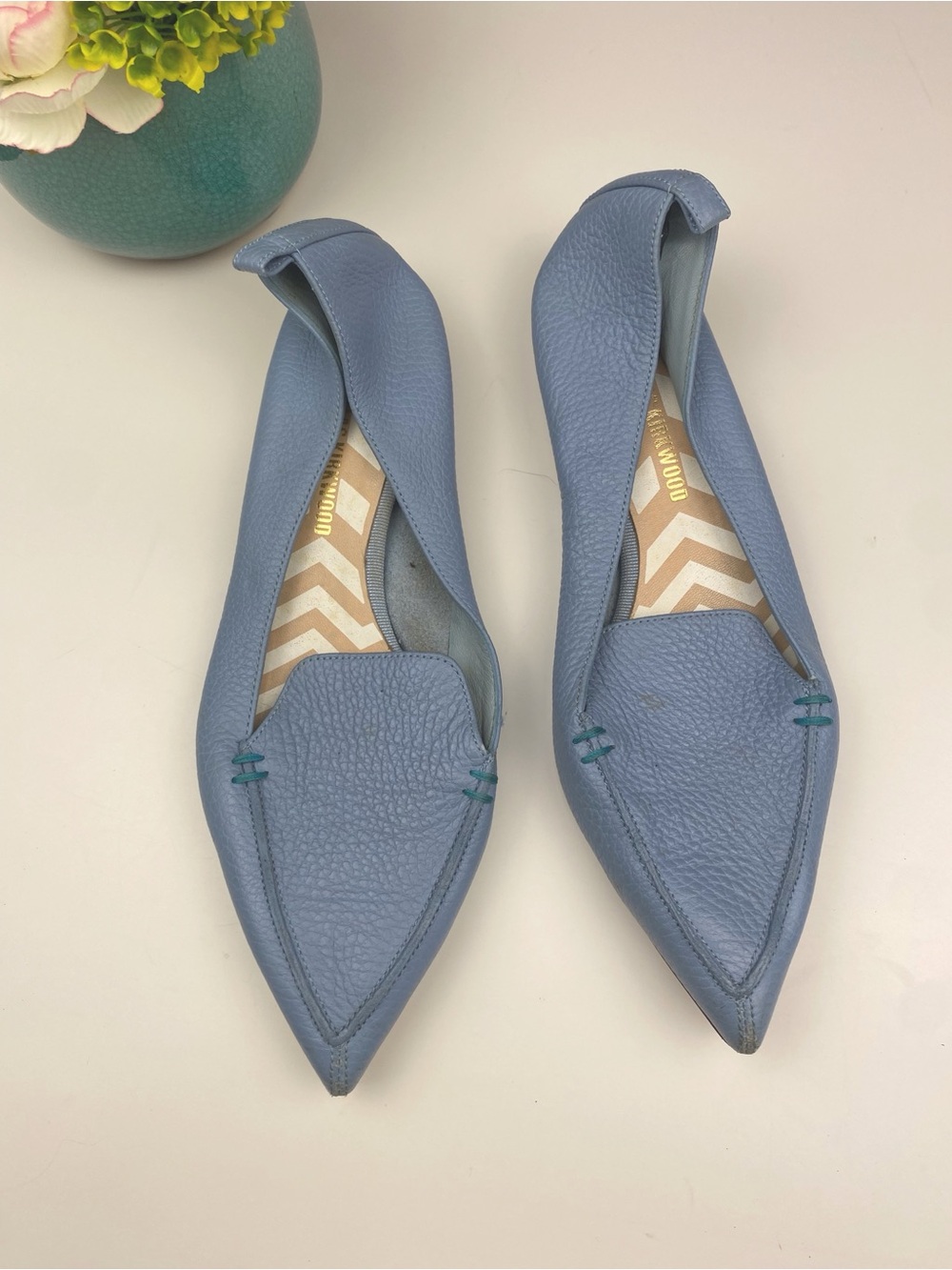 Nicholas Kirkwood Womens Beya Pastel Blue Point Toe Grained Leather Flats Sz 7.5